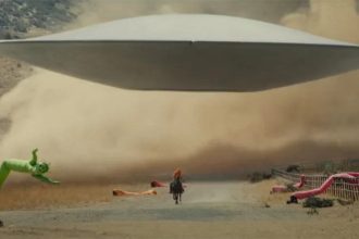 Cena do filme de Jordan Peele: embate entre aliens e humanos (Foto: YouTube/Reprodução)