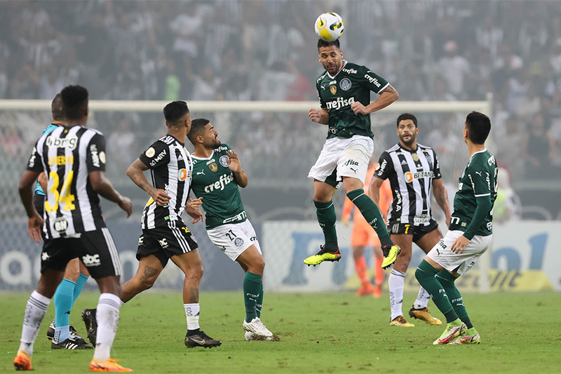 Classificado às oitavas, Palmeiras perde para o Defensa y Justicia na  Libertadores