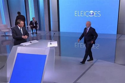 Bolsonaro e Lula trocaram ataques pessoais durante o debate (Foto: TV Globo/Reprodução)