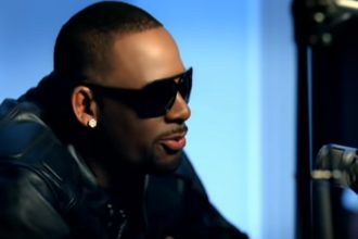 Pena de prisão para R&B R. Kelly pode chegar a 90 anos (Foto: YouTube/Reprodução)