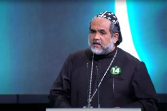 Padre Kelmon substitui Roberto Jefferson como candidato do PTB (Foto: SBT/Reprodução)