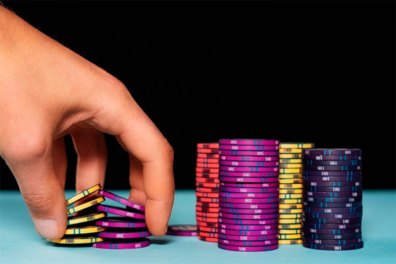 Poker para iniciantes: Dicas e truques para aprender a jogar e se divertir!  - Site Miséria