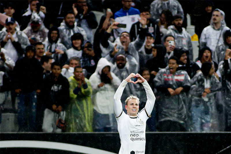 Roger Guedes marcou na vitória do Corinthians (Foto: Rodrigo Coca /Agência Corinthians)