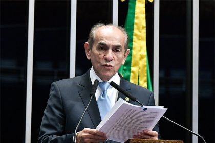 Senador Marcelo Castro é o relator do projeto de Orçamento (Foto: Geraldo Magela/Agência Senado)