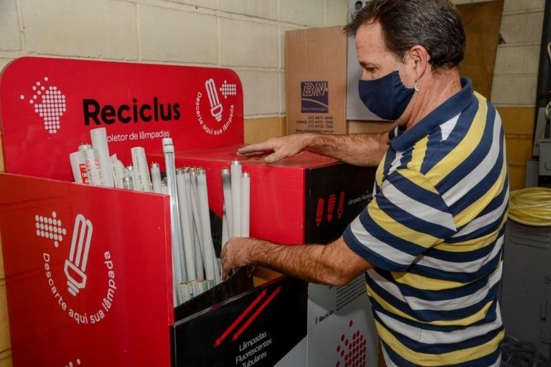 Reciclus quer ampliar adesão do comércio como ponto de coleta em cinco cidades amazonenses e evitar o descarte no lixo comum (Foto: Reprodução/Facebook)