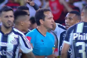 Árbitro André Luiz Freitas Castro foi afastado pela CBF (Foto: YouTube/Reprodução)