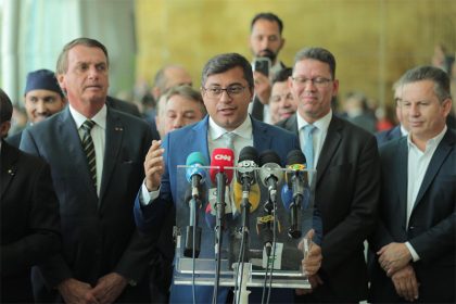 Wilson Lima reiterou apoio a Bolsonaro em reunião em Brasília (Foto: Diego Peres/Secom-AM)