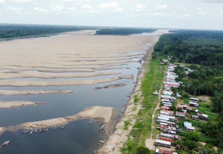 Paraná de Tefé é um dos lugares afetado pela seca (Foto: Prefeitura de Tefé/Divulgação)