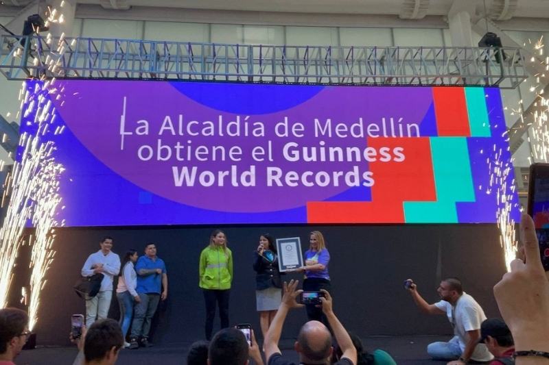Prefeitura de Medellín obteve o recorde mundial Guinness (Foto: Reprodução/Twitter)