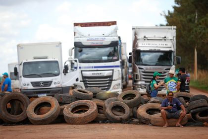 PRF informa que ainda há 73 bloqueios de estradas (Foto: Pedro Ladeira/Folhapress)