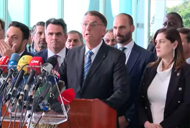 Jair Bolsonaro não reconheceu derrota para Lula (Foto: CNN/YouTube/Reprodução)