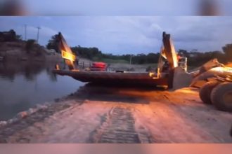 Previsão de início de operação da balsa é meio-dia desta terça-feira (Foto: Reprodução/YouTube)