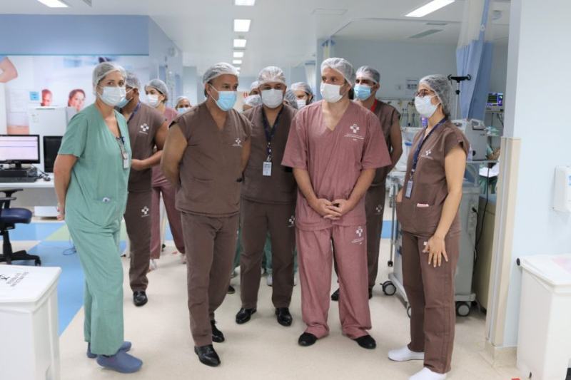 Em 25 de outubro deste ano, a equipe do hospital Albert Einstein visitou as dependências do Delphina Aziz (Foto: Divulgação/HDA)