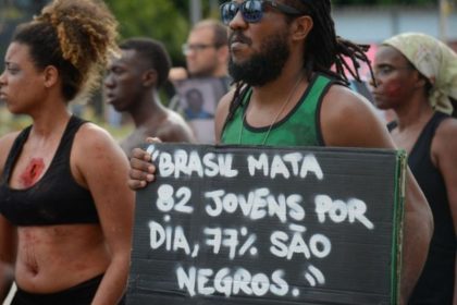 Representantes do movimento pregam que o presidente eleito honre os votos recebidos da população negra (Foto: Fernando Frazão/ABr)