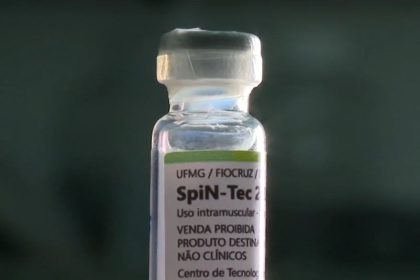 Testes da 1ª vacina brasileira contra Covid-19 começam nesta sexta, dia 25 (Foto: Reprodução/Globoplay)