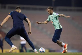 Neymar treinou com bbola, mas ainda fará teste neste domingo (Foto: Lucas Figueiredo/CBF)