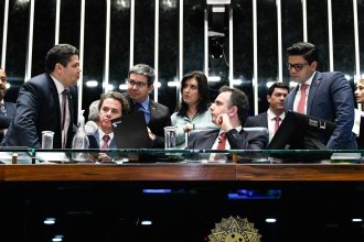 Senado na votação da PEC da Transição