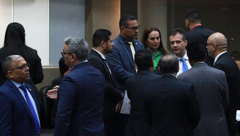 Vereadores aprovaram aumento do valor da emenda impositiva (Foto: Robervaldo Rocha/CMM)