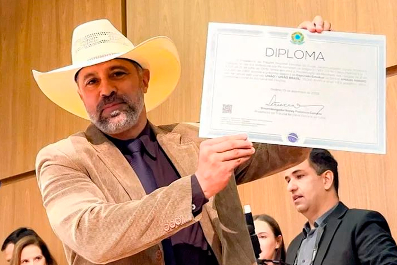 deputado Amauri Ribeiro