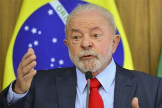 Lula manifestou desconfiança com as Forças Armadas (Foto: Marcelo Camargo/ABr)