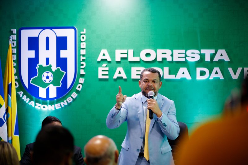 Rozenha anuncia novos diretores e identidade visual da Federação Amazonense de Futebol (Foto: Airê Queiroz)