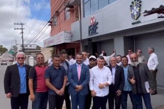 Rozenha toma posse na FAF (Foto: Divulgação)
