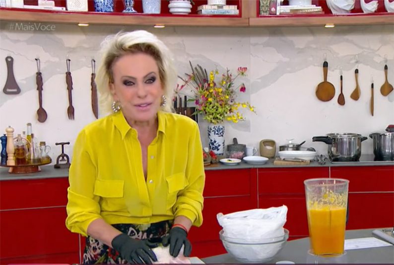 Ana Maria Braga ri ao falar de linguiça (Foto: TV Globo/Reprodução)