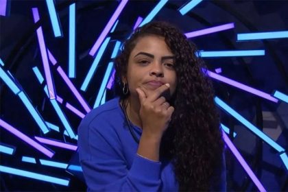 Paula foi eliminada pelo público (Foto: Globoplay/Reprodução)