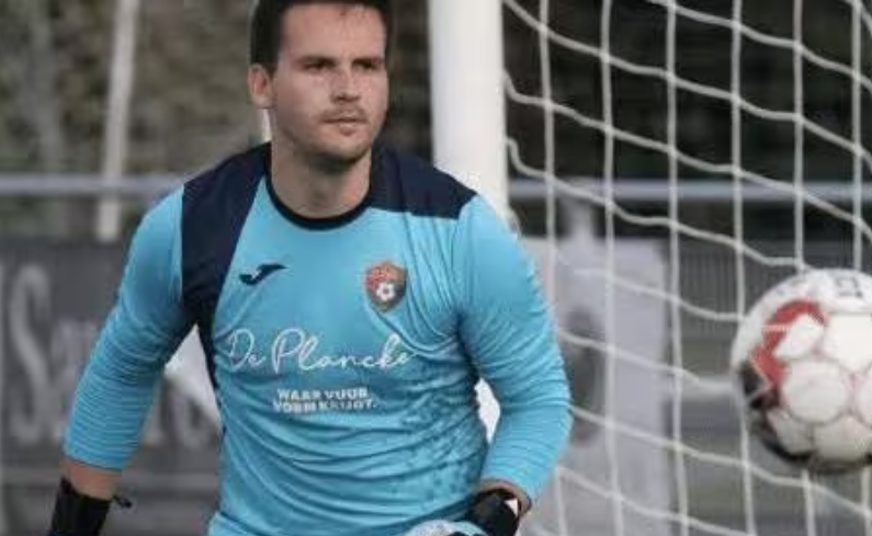 Arne Espeel defendeu pênalti e morreu, em partida na Bélgica (Foto: Reprodução/Internet)