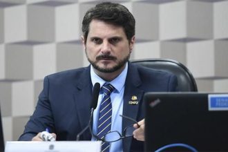 Marcos do Val muda versão sobre complô contra ministro do STF (Foto: Geraldo Magela/Agência Senado)