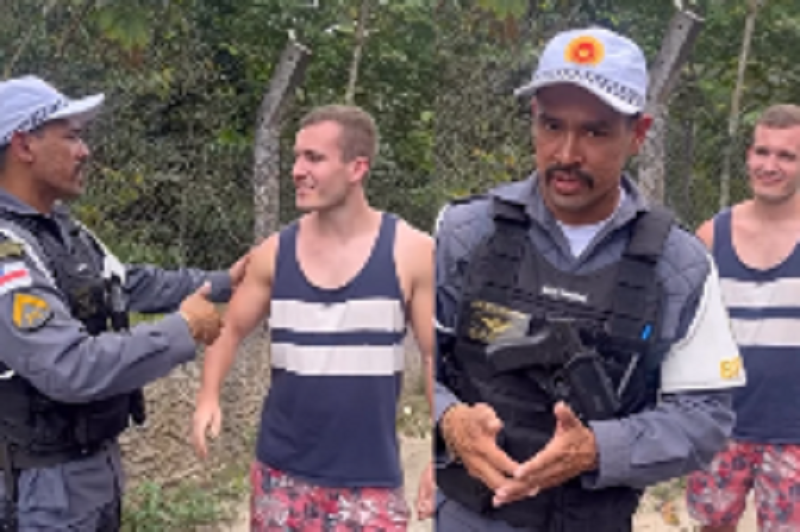 Australiano Simon Gurney alugou carro com licenciamento atrasado (Foto: Reprodução/Instagram)