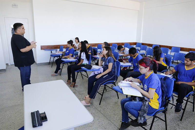 Professores convocados vão trabalhar em escolas de Manaus e do interior (Foto: Euzivaldo Queiroz/Seduc-AM)