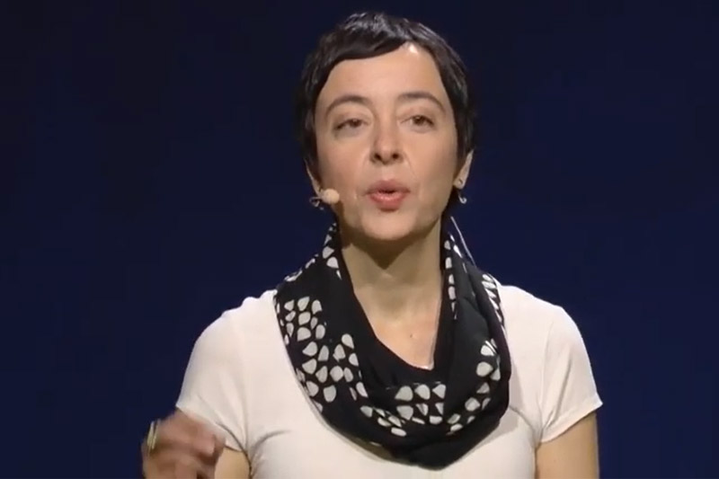 Pesquisadora Lucina Di Meco estuda violência política contra as mulheres (Foto: YouTube/Reprodução)