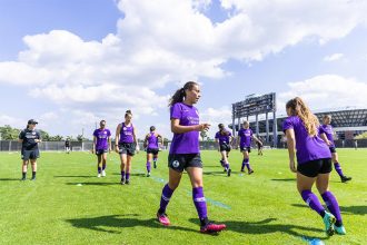Orlando Pride muda uniforme para proporcionar conforta às jogadoras na menstruação (Foto: Twitter/Orlando Pride)