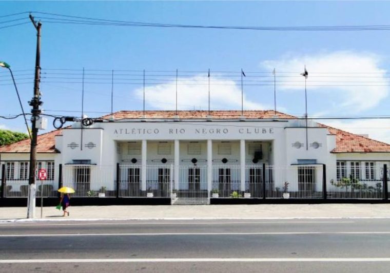 Sede do Rio Negro foi retirada do leilão, após clube propor novo acordo para pagamento das dívidas (Foto: Facebook/Rio Negro)