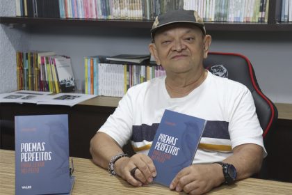 livro de poemas