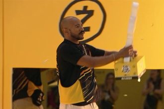 Ricardo Alface venceu prova, se tornou líder e indicou Amanda para o Paredão (Foto: Globoplay/Reprodução)