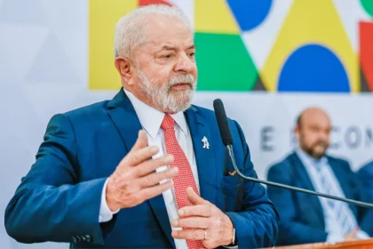 Lula se irritou ao falar sobre crise interna em visita a Portugal (Foto: Ricardo Stucker/PR)