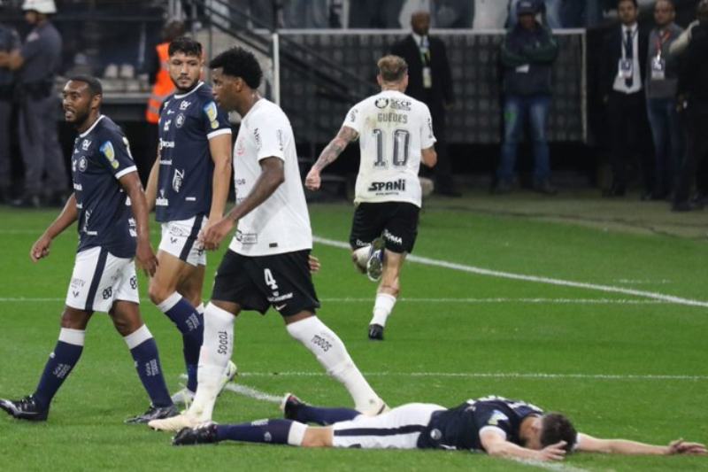 Cássio se torna o maior pegador de pênaltis da história do Corinthians após  defesa contra o Remo, corinthians