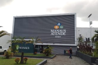 Contribuintes reclamam que saem do Manaus Atende sem resolver as reclamações (Foto: Teófilo Benarrós de Mesquita/ATUAL)