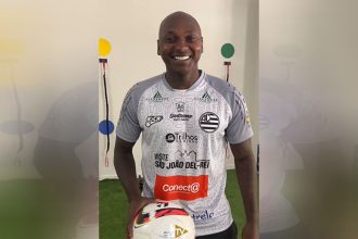 Sassá deixou o Athletic Club, de São João del-Rei (Foto: Twitter/Athletic Club/-Reprodução)