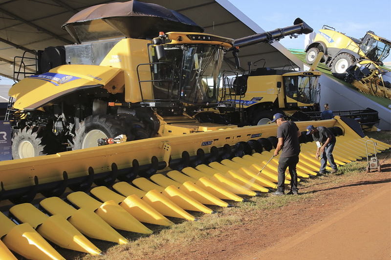 Negócios com máquinas agrícolas foram recordes na Agrishow (Foto: Agrishow Oficial/Divulgação)