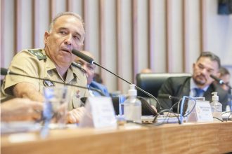 General Gustavo Henrique Dutra de Menezes elogiou inteligência de Lula (Foto: Rinaldo Morelli /Agência CLDF)