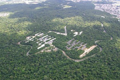 Vista aérea das instalações da Ufam em Manaus: presença em ranking mundial (Foto: Ufam/Divulgação)