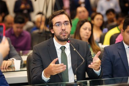 Thiago Abrahim propõe inversão no SIS e Vestibular para ingresso na UEA (Foto: Assessoria/Divulgação)