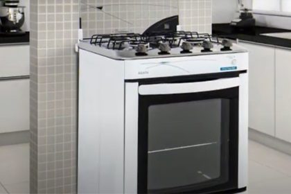 Fogões da Esmaltec tem problema nos injetores e empresa faz recall (Foto: YouTube/Reprodução)