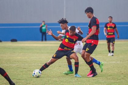Sport Recife praticamente garantiu classificação ao golear Fast Clube no primeiro jogo (Foto: Deborah Melo/FAF)