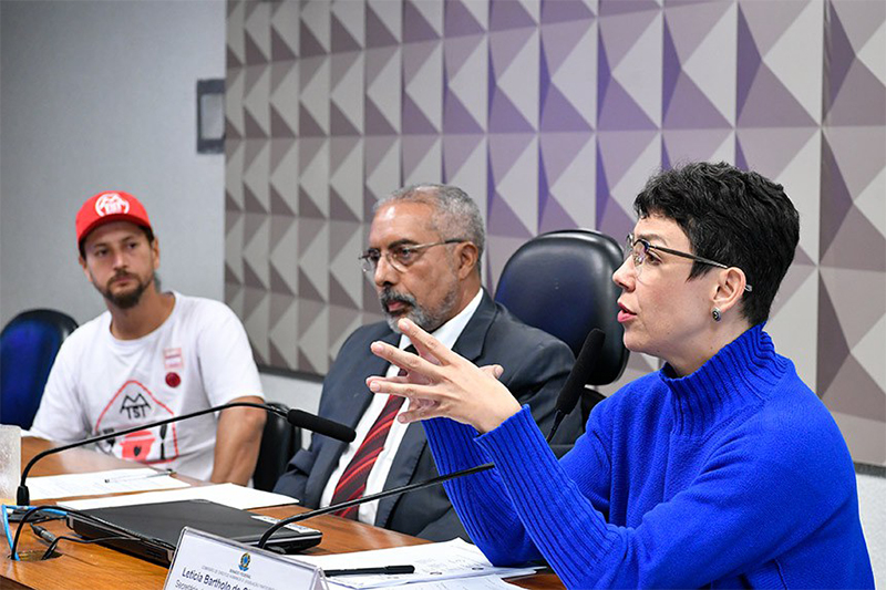 Fabiano Monteiro, senador Paulo Paim e Letícia Bartholo: debate sobre entraves à fome (Foto: Geraldo Magela/Agência Senado)