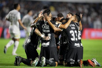 Jogadores do Corinthians em momento de comemoração de gol (Foto: Rodrigo Coca/Agência Corinthians)