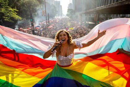 Daniela Marcury na Parada do Orgulho LGBT+